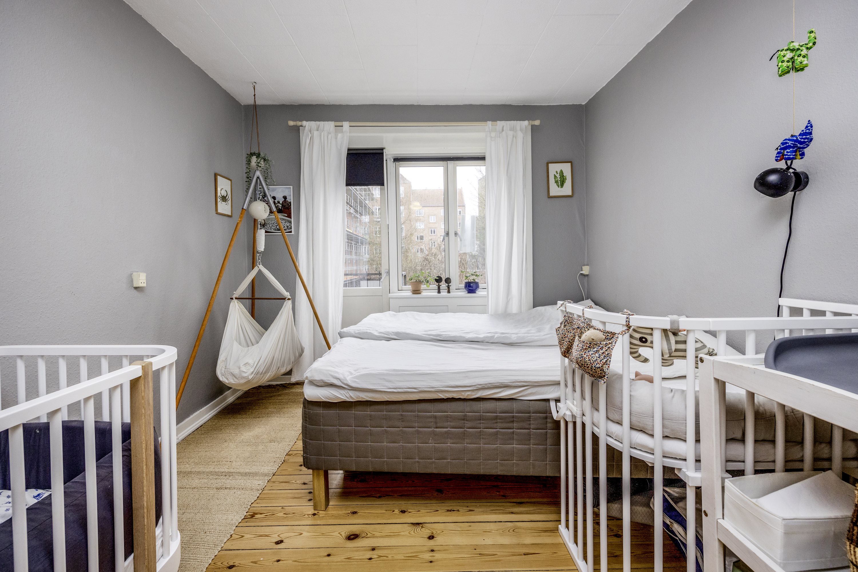 Fremhævet andet billede i fuldskærmstilstand. Billede af Landfogedvej 7, 1. tv., 2400 København NV