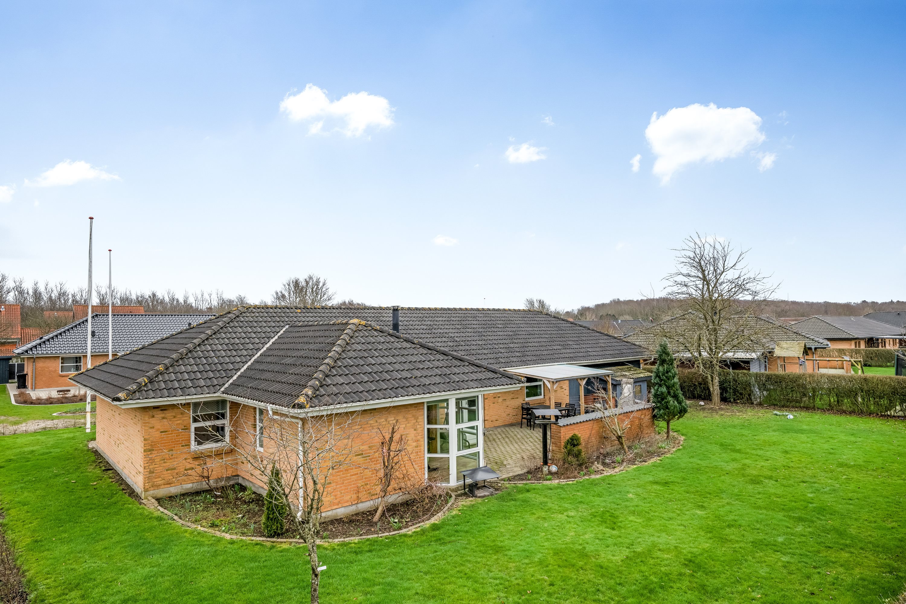 Miniaturebillede 1: facade. Billede af Tved 119, 6270 Tønder