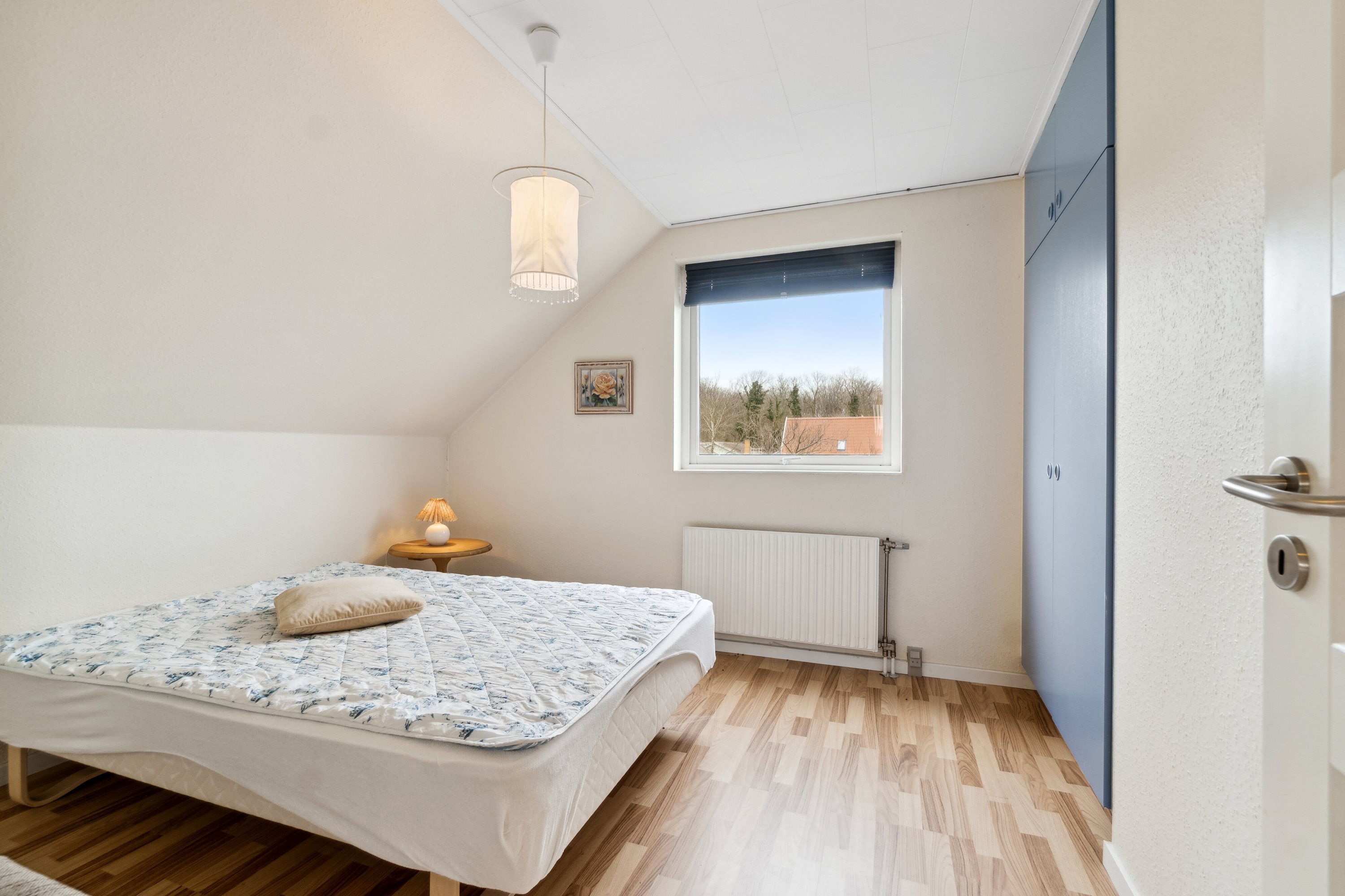 Fremhævet værelse billede i fuldskærmstilstand. Billede af Syrenvej 6, 3700 Rønne