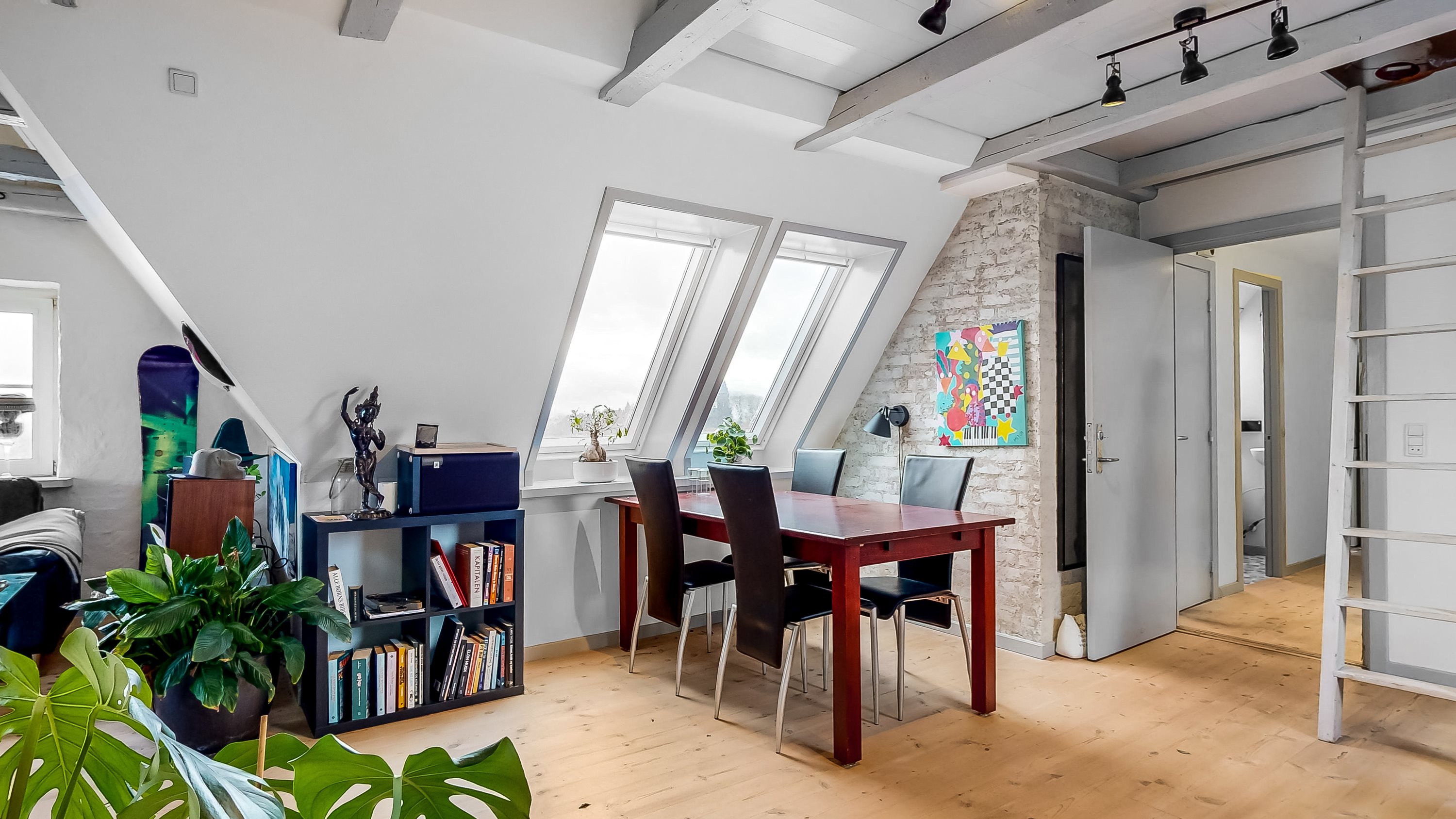 Fremhævet stue billede i fuldskærmstilstand. Billede af Sct. Mogens Gade 52A, 4., 8800 Viborg