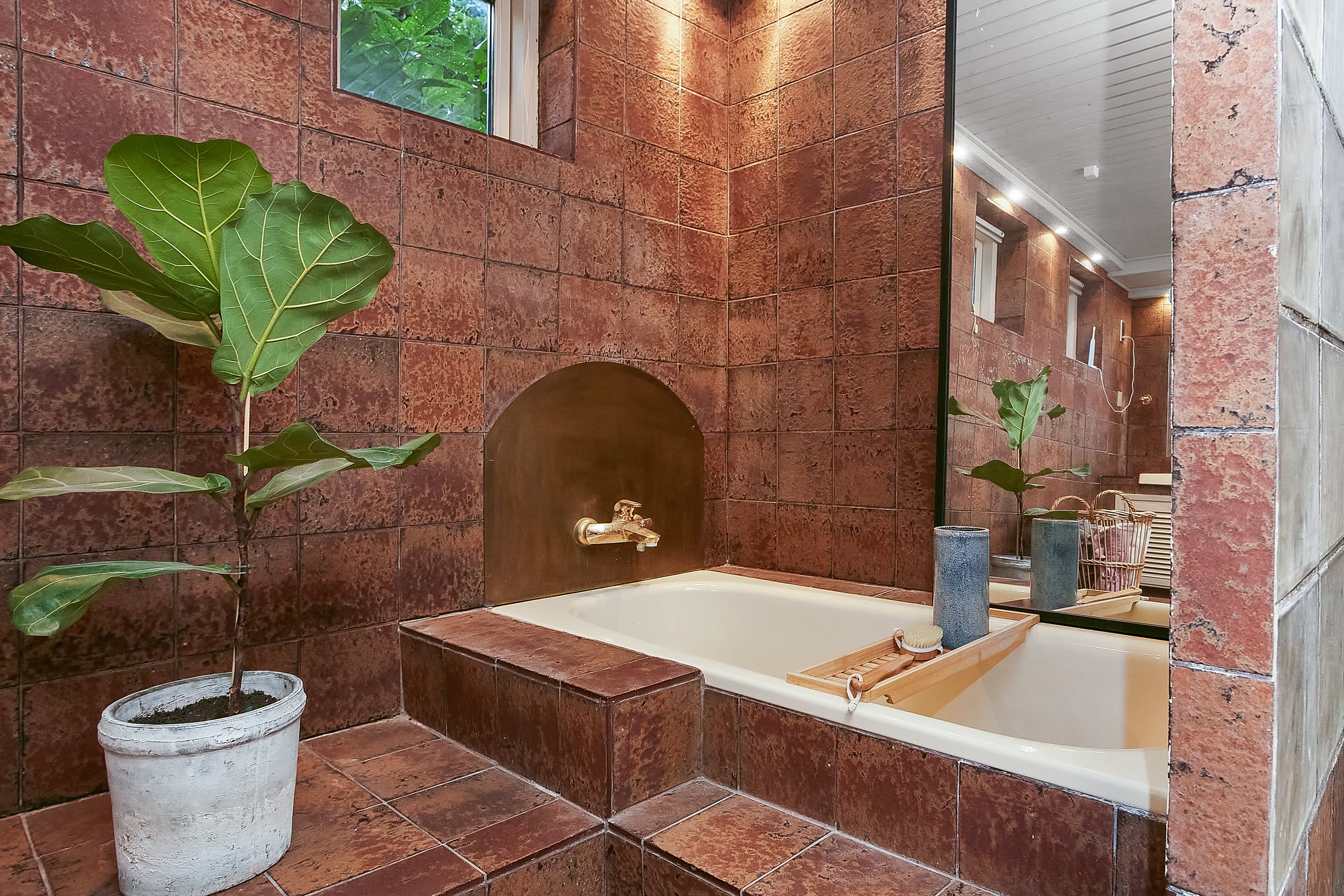 Fremhævet badeværelse billede i fuldskærmstilstand. Billede af Juelsgade 29, 7130 Juelsminde