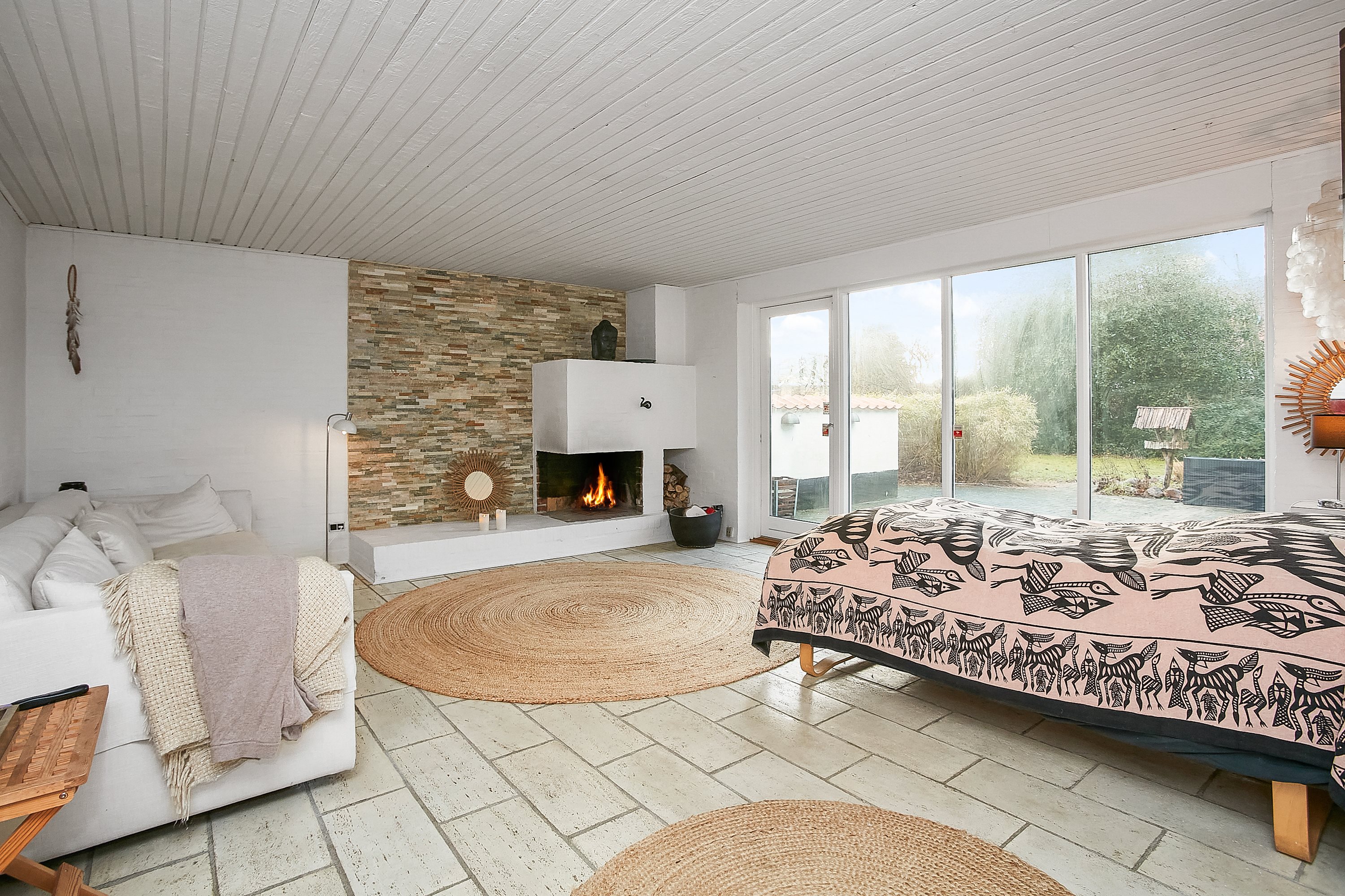 Fremhævet pejsestue billede i fuldskærmstilstand. Billede af Juelsgade 29, 7130 Juelsminde