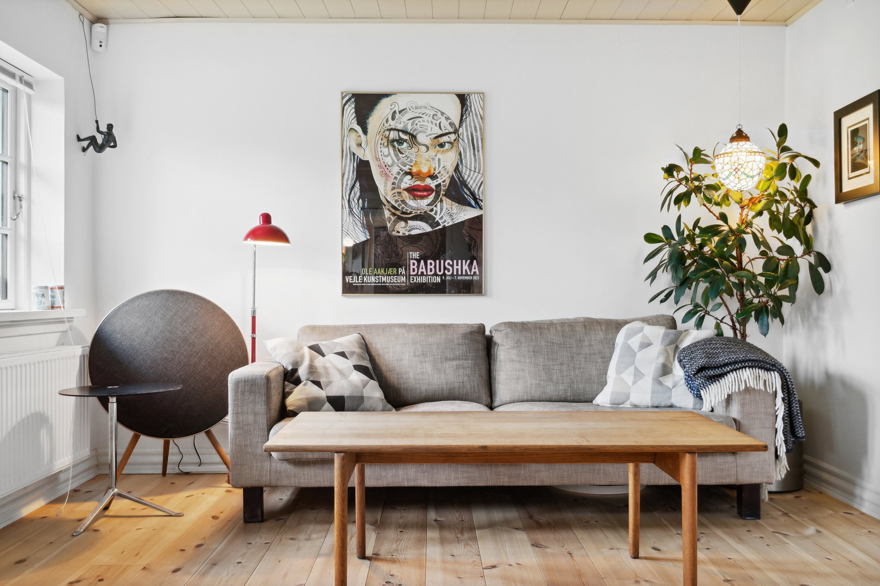 Fremhævet stue billede i fuldskærmstilstand. Billede af Lillegade 24, 4070 Kirke Hyllinge