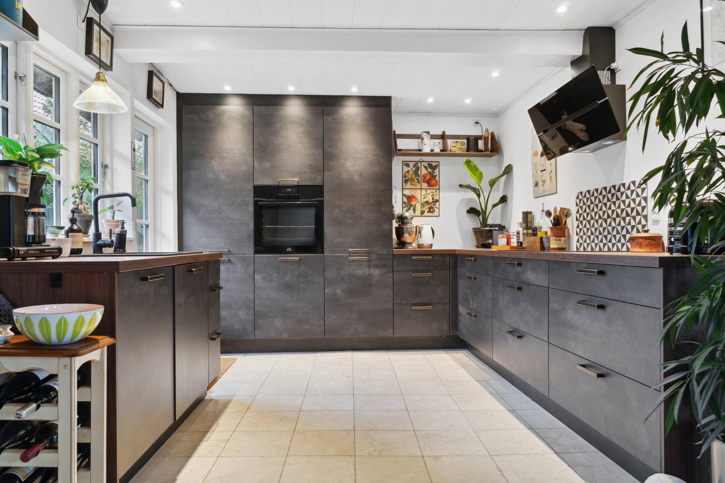 Miniaturebillede 2: køkken. Billede af Lillegade 24, 4070 Kirke Hyllinge