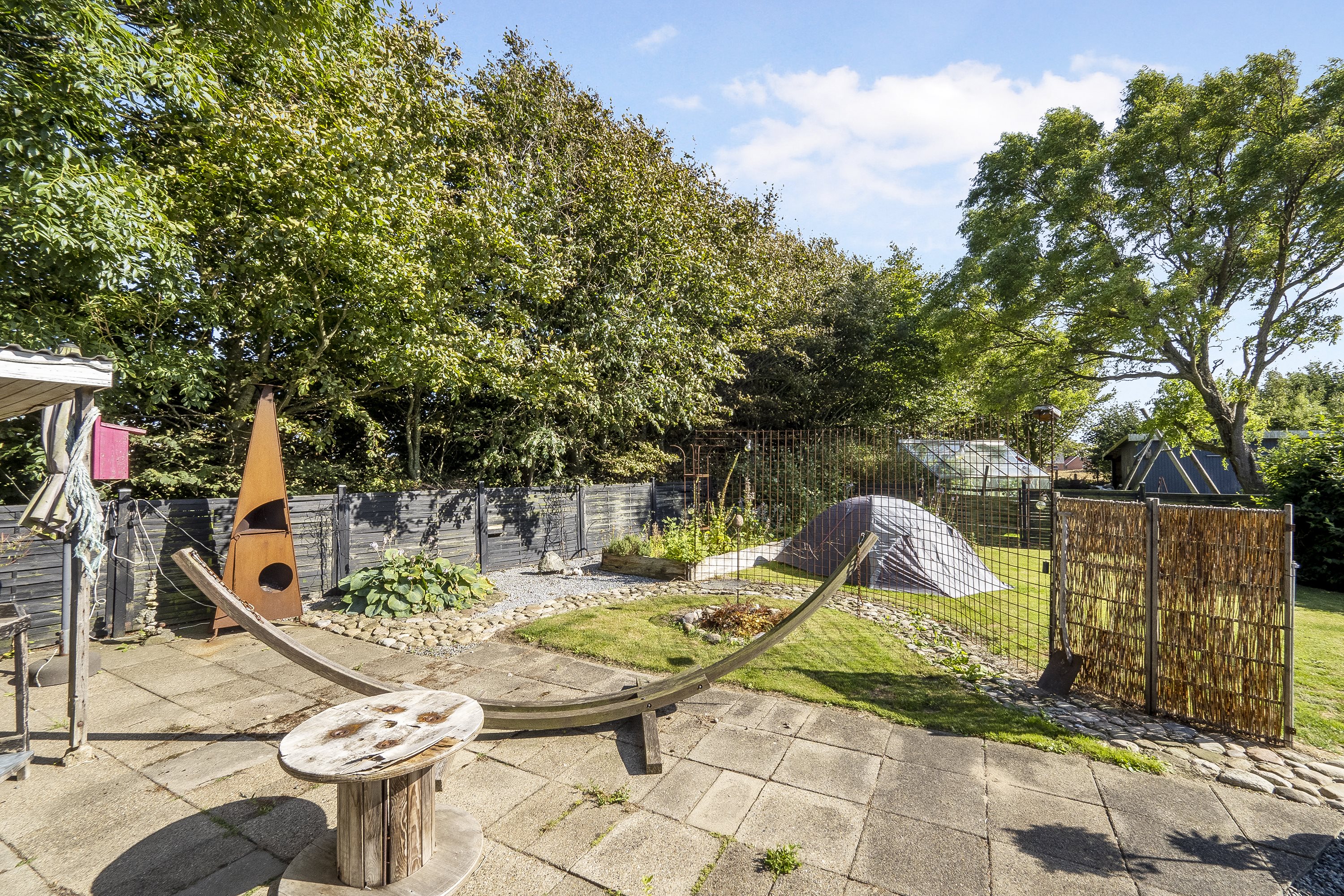 Fremhævet terrasse billede i fuldskærmstilstand. Billede af Trehøjevej 5, Ø Hvidbjerg, 7970 Redsted M