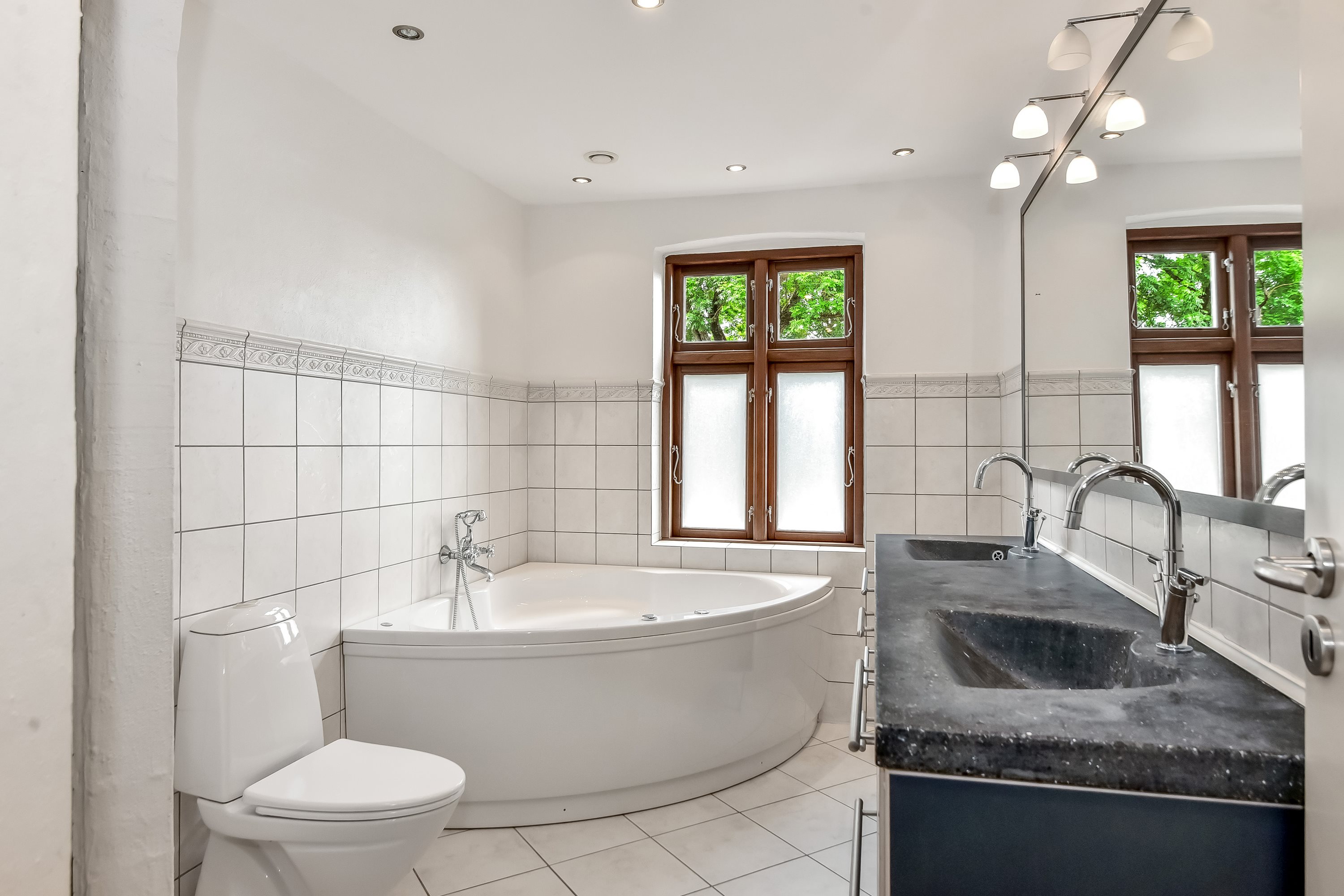 Fremhævet badeværelse billede i fuldskærmstilstand. Billede af Albækvej 47, Snejbjerg, 7400 Herning