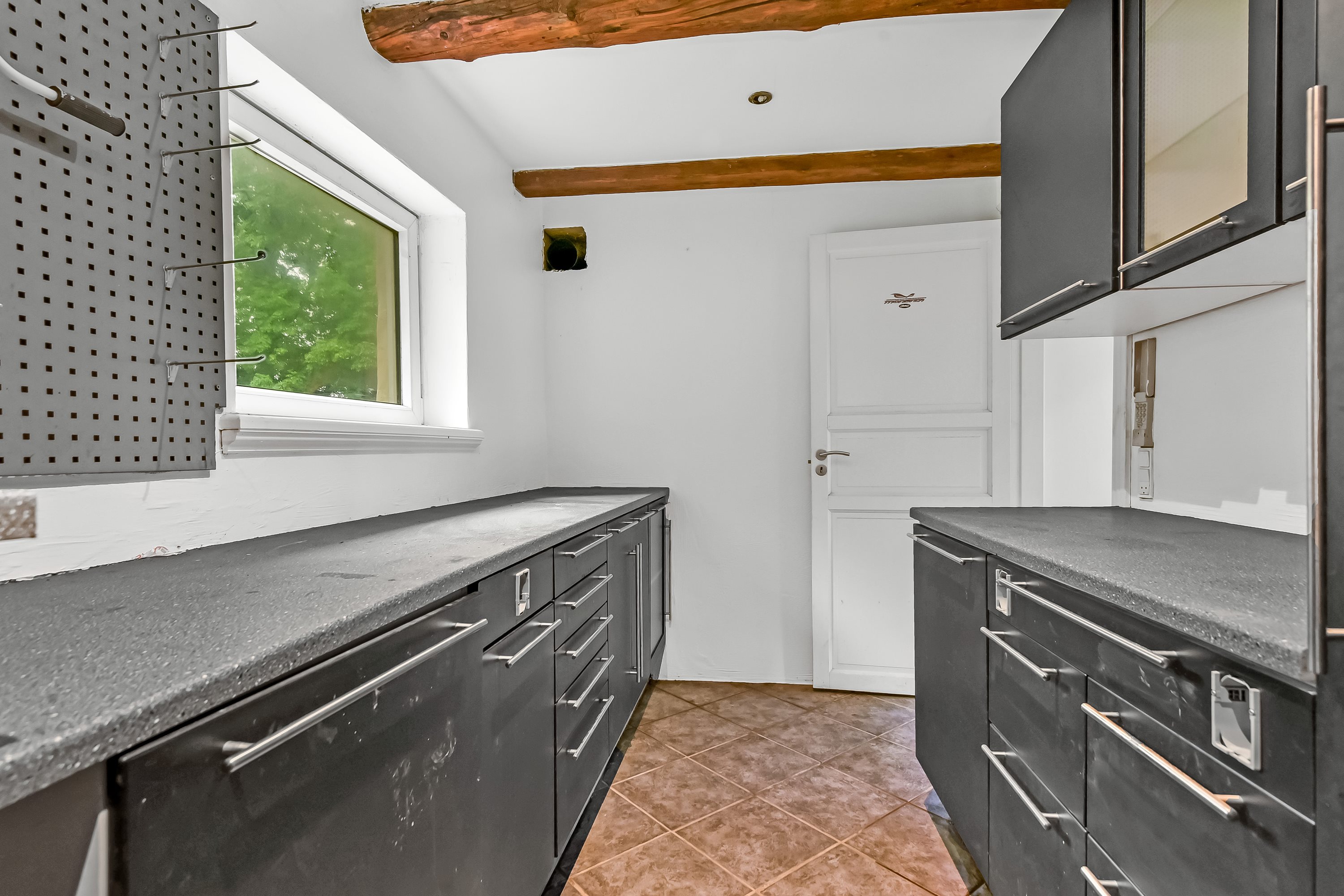 Fremhævet udhus billede i fuldskærmstilstand. Billede af Albækvej 47, Snejbjerg, 7400 Herning