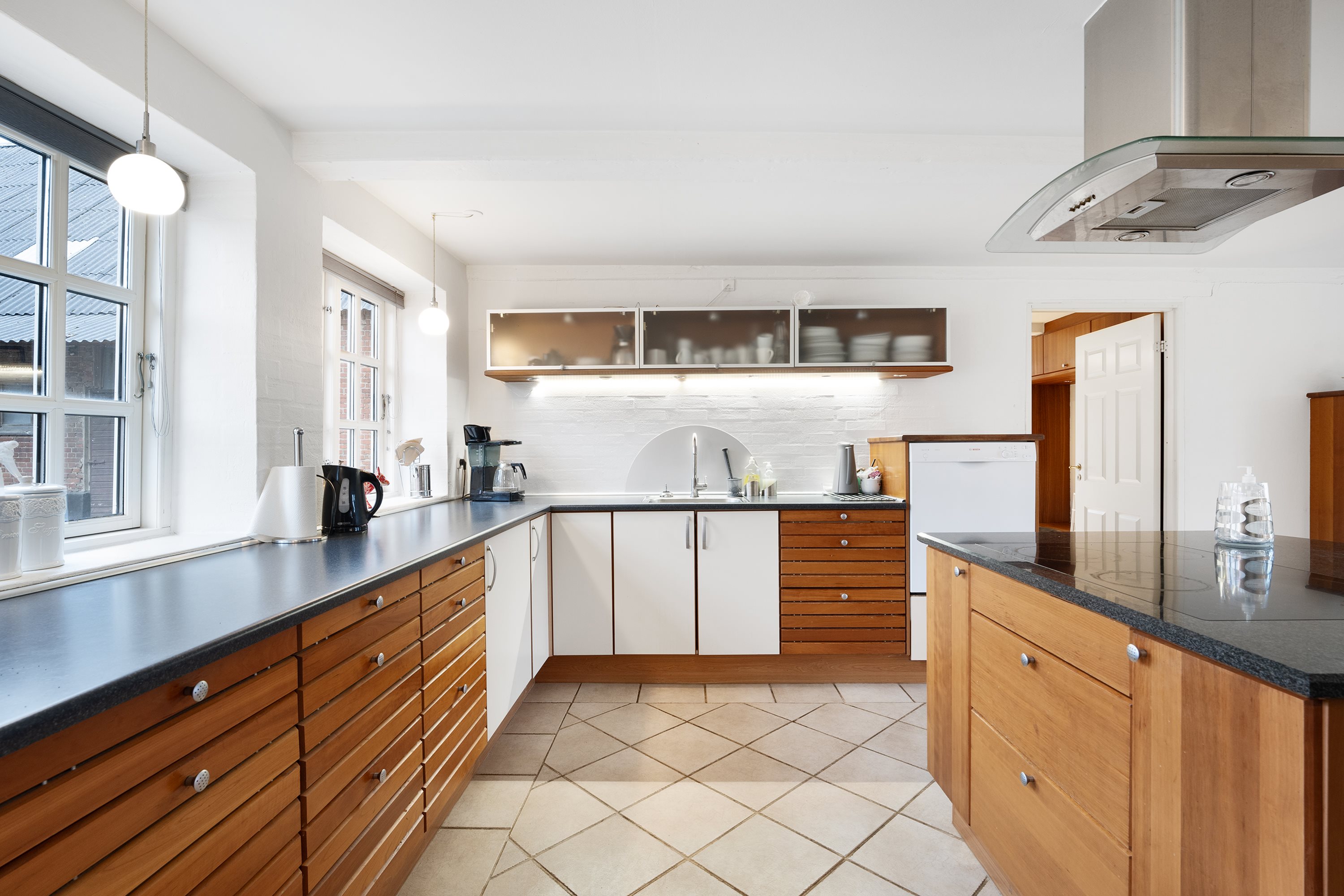 Fremhævet køkken billede i fuldskærmstilstand. Billede af Nedre Vej 82, Albæk, 8930 Randers NØ