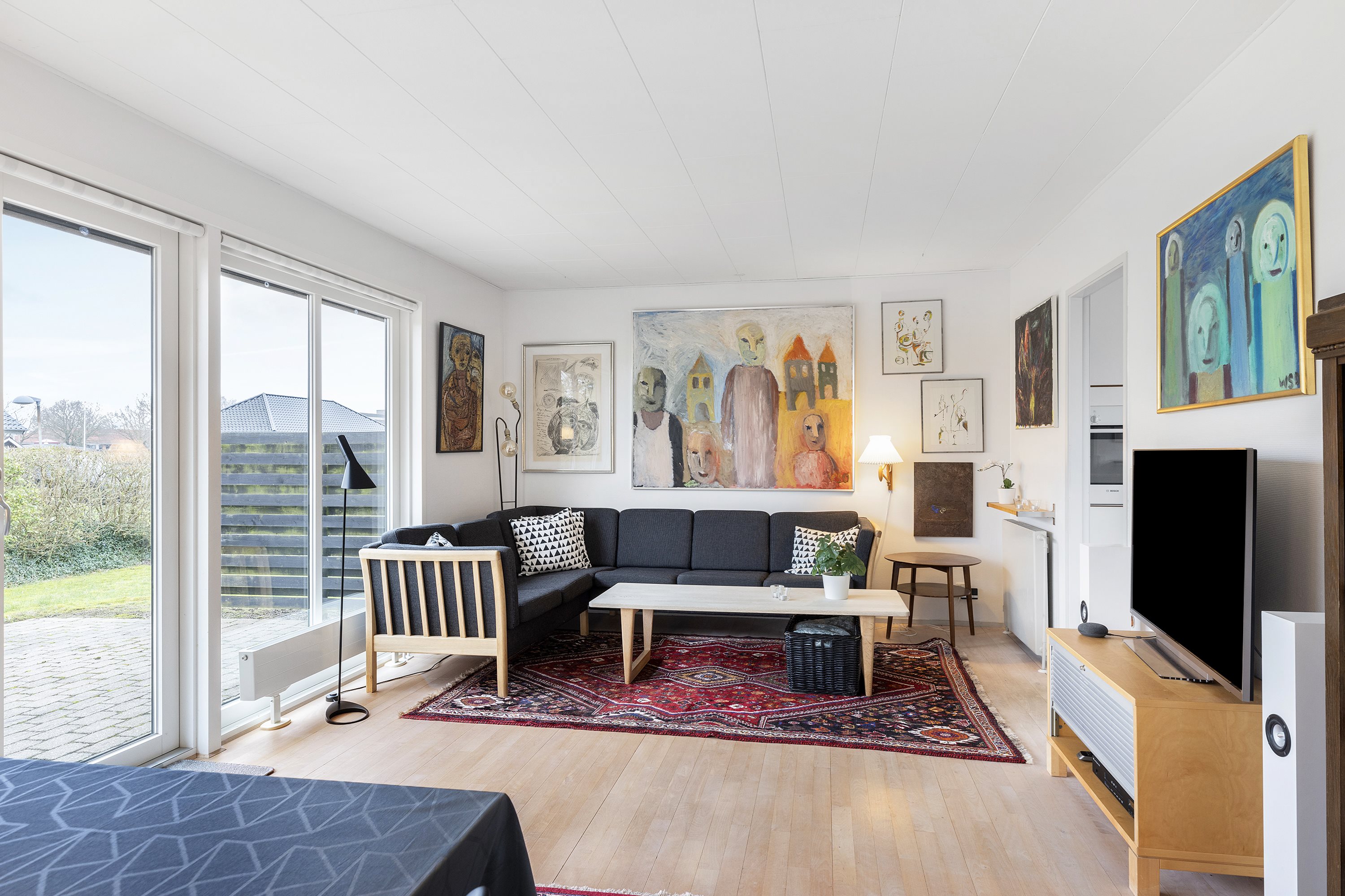 Fremhævet stue billede i fuldskærmstilstand. Billede af Elmevej 9, Havnbjerg, 6430 Nordborg