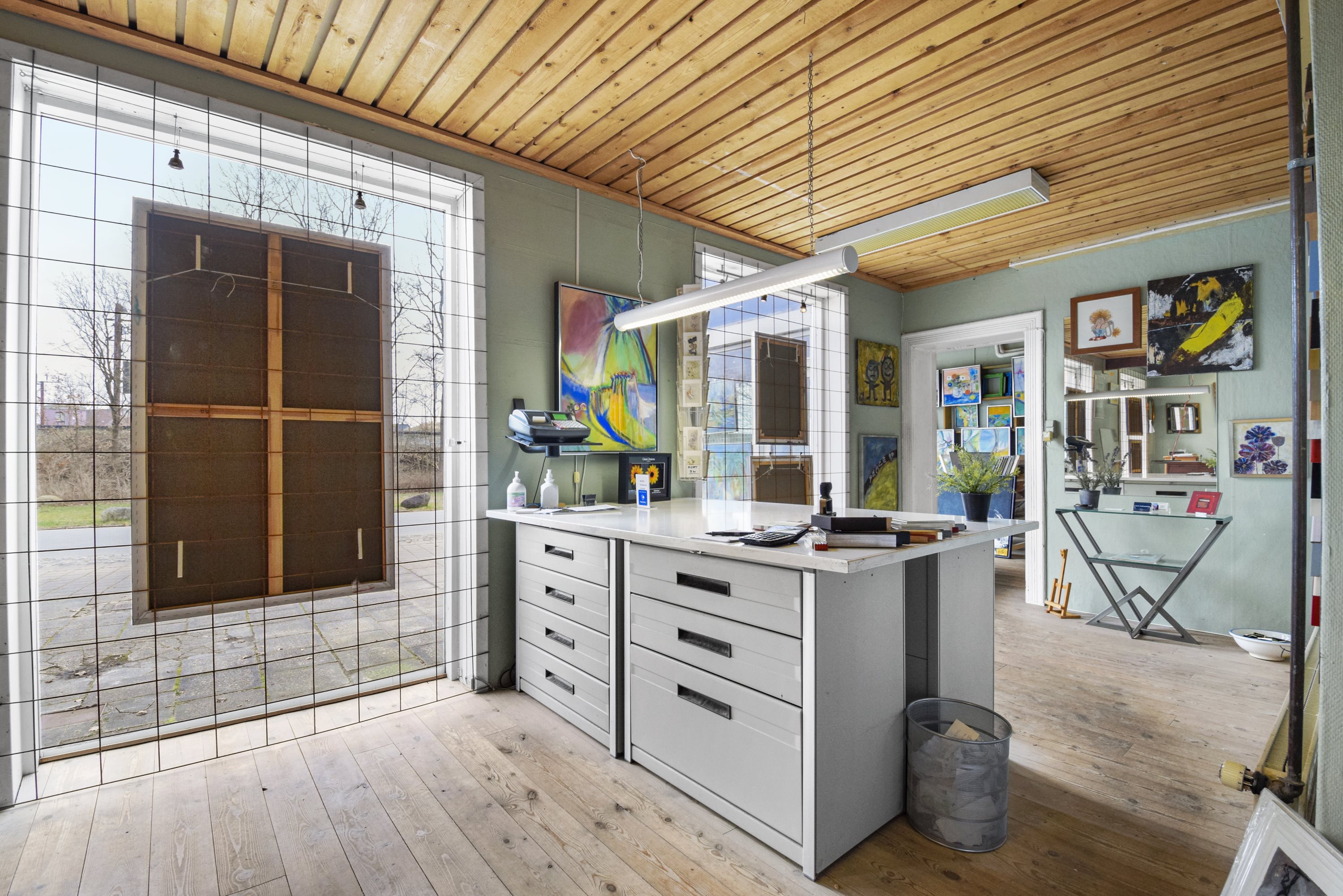 Fremhævet erhverv billede i fuldskærmstilstand. Billede af Oksevej 4, 6330 Padborg