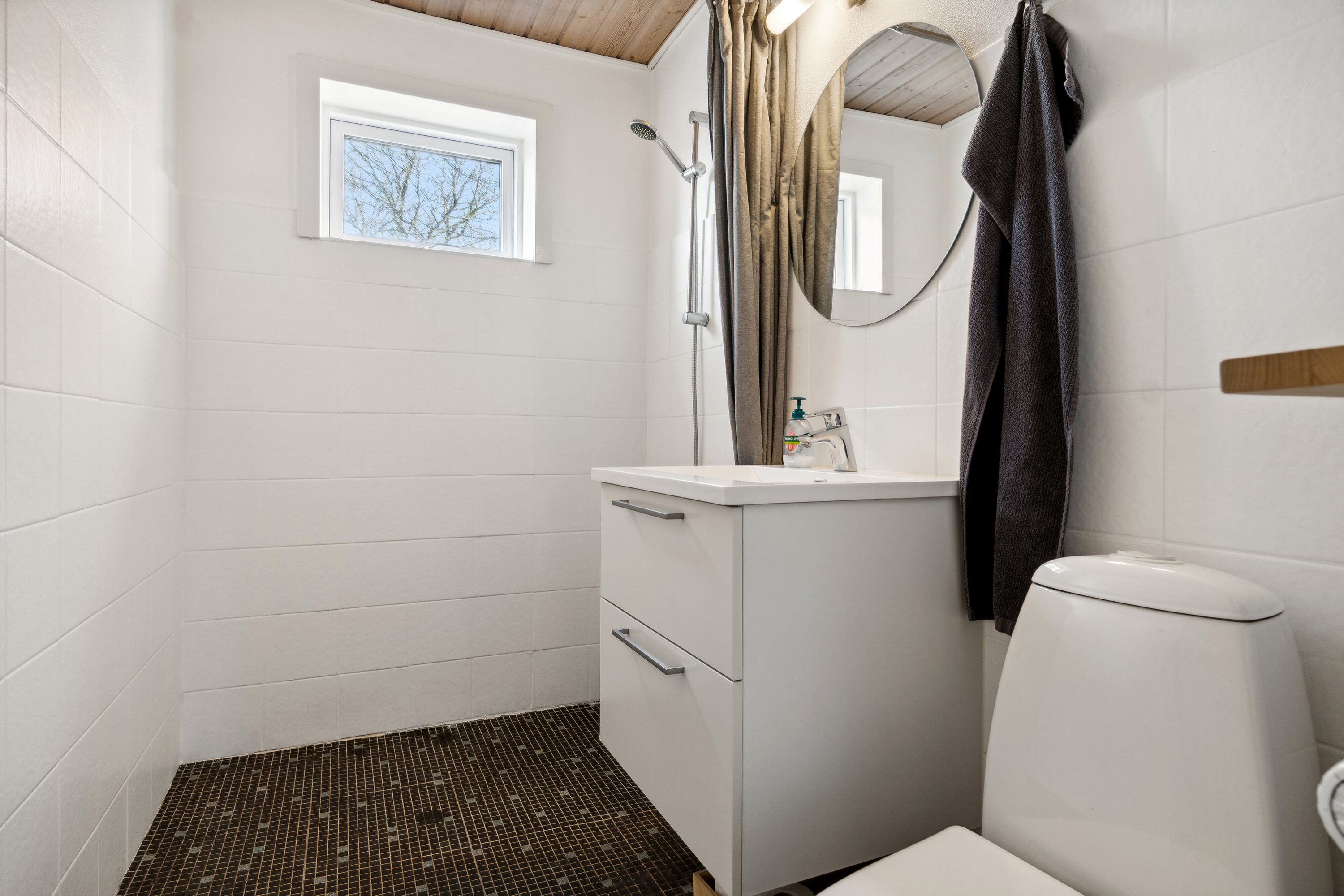 Fremhævet  billede i fuldskærmstilstand. Billede af Aggerholmsvej 3, Søndbjerg, 7790 Thyholm