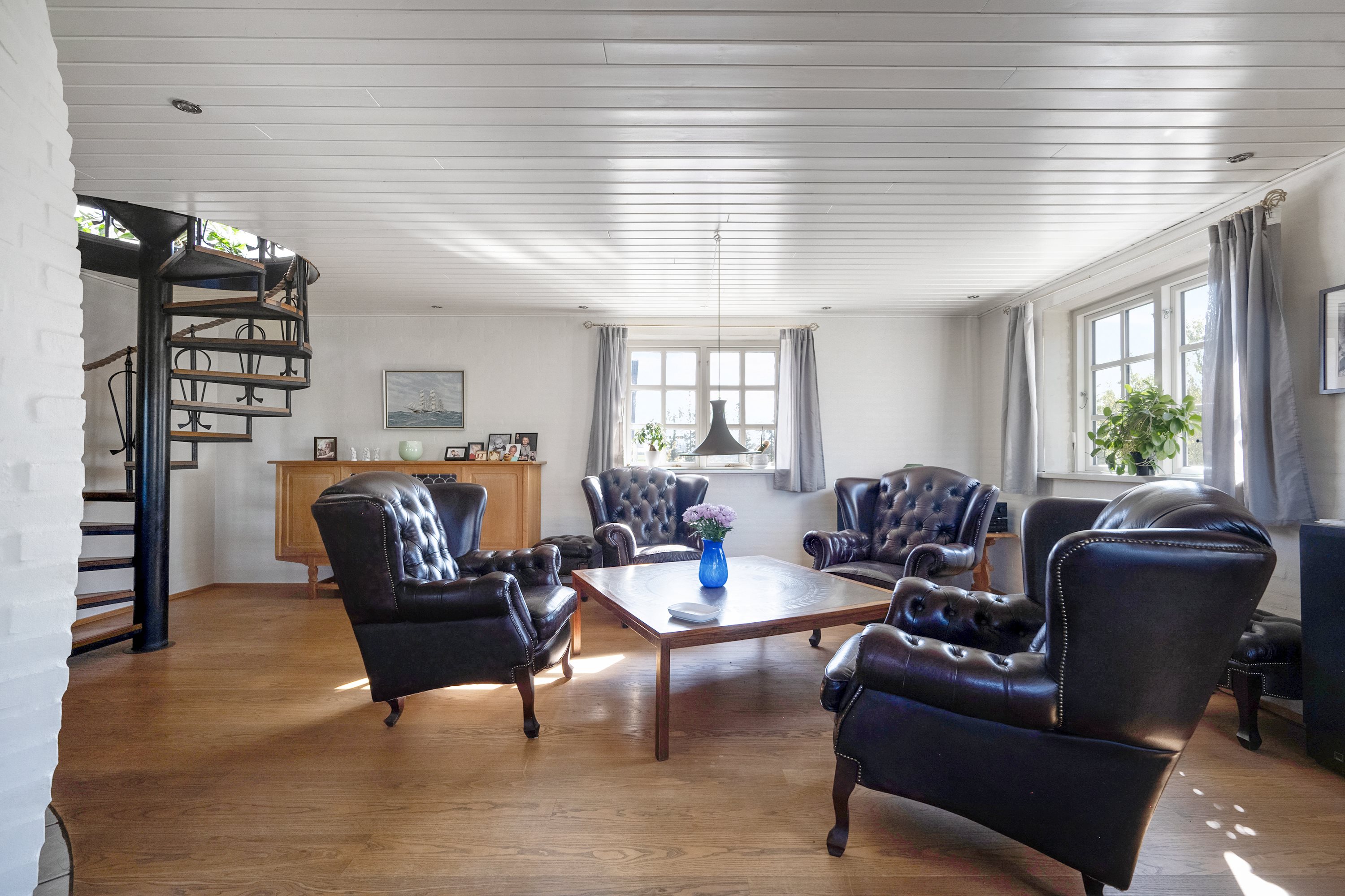 Fremhævet stue billede i fuldskærmstilstand. Billede af Enshøjvej 5, Mejlby, 9610 Nørager