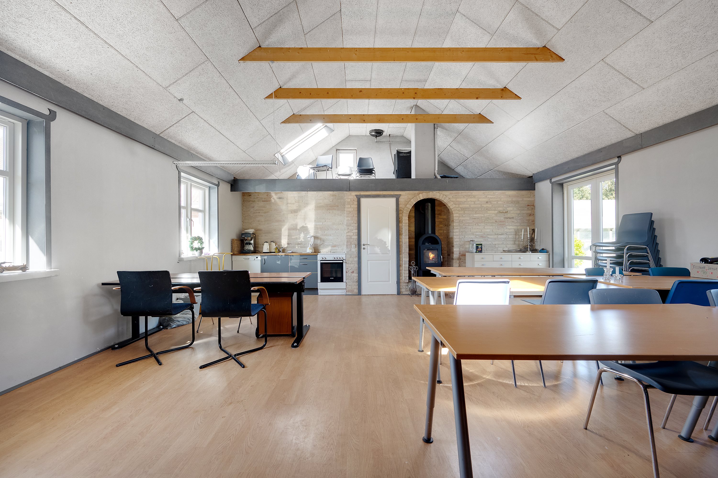 Fremhævet gildesal billede i fuldskærmstilstand. Billede af Enshøjvej 5, Mejlby, 9610 Nørager