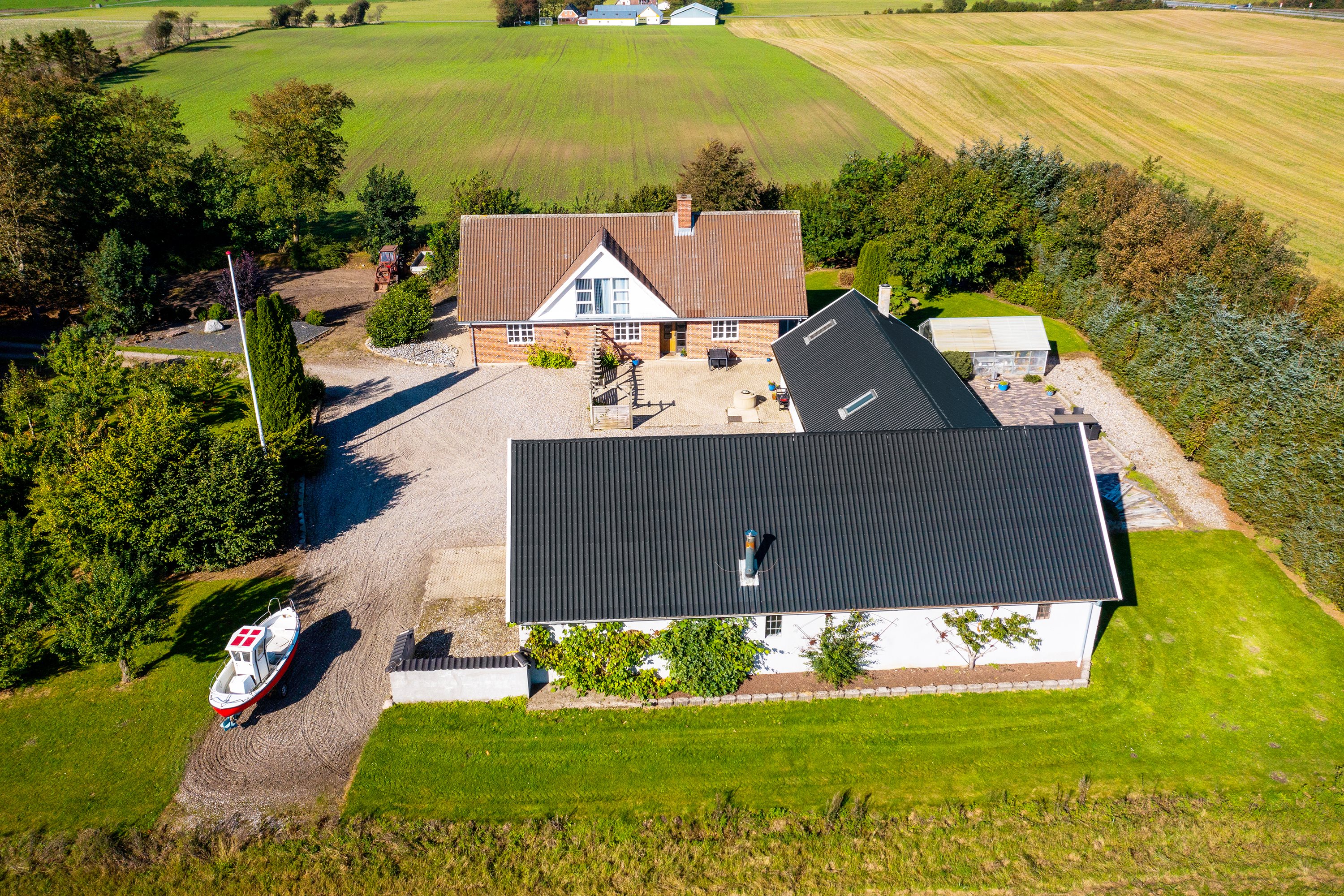 Fremhævet luftfoto billede i fuldskærmstilstand. Billede af Enshøjvej 5, Mejlby, 9610 Nørager