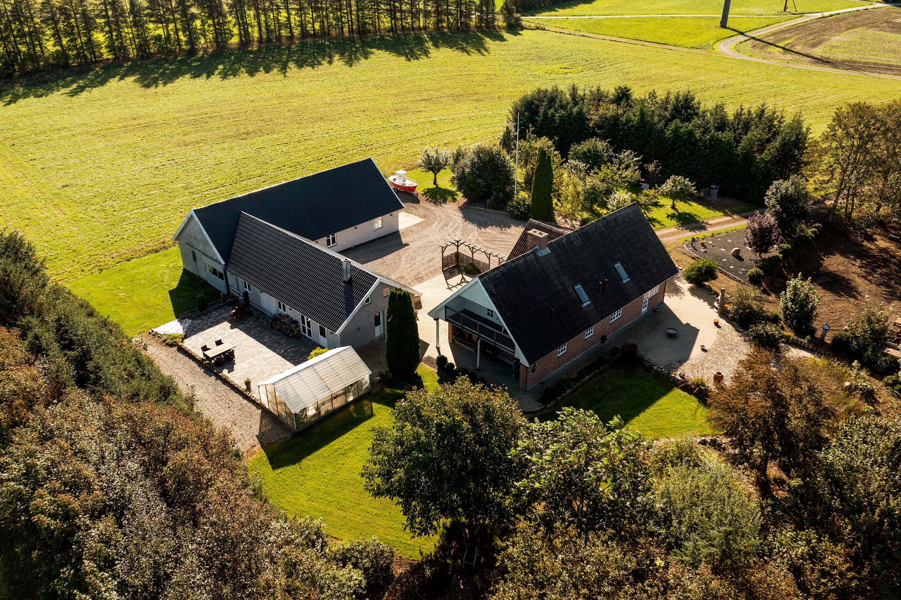 Fremhævet luftfoto billede i fuldskærmstilstand. Billede af Enshøjvej 5, Mejlby, 9610 Nørager