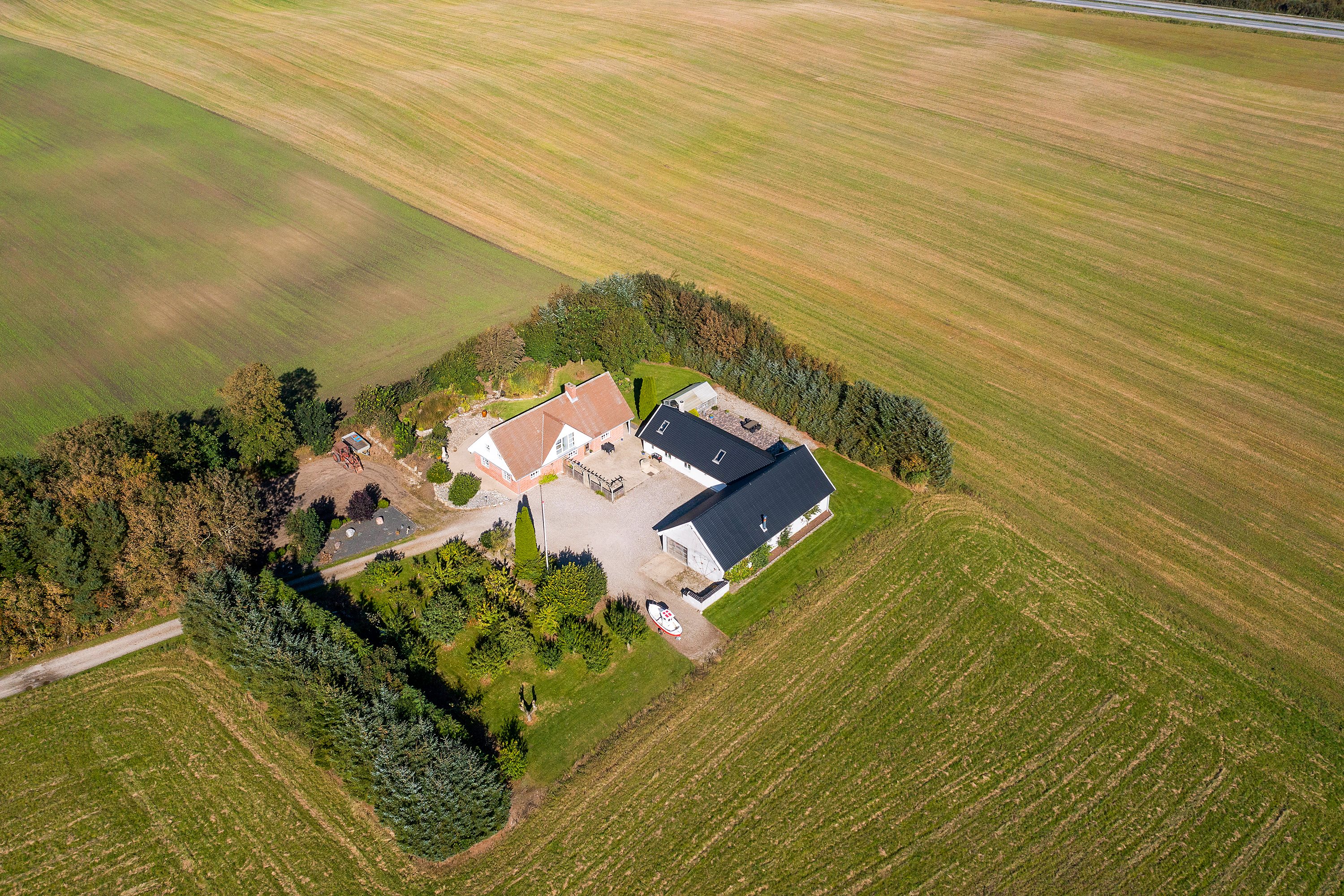 Fremhævet luftfoto billede i fuldskærmstilstand. Billede af Enshøjvej 5, Mejlby, 9610 Nørager