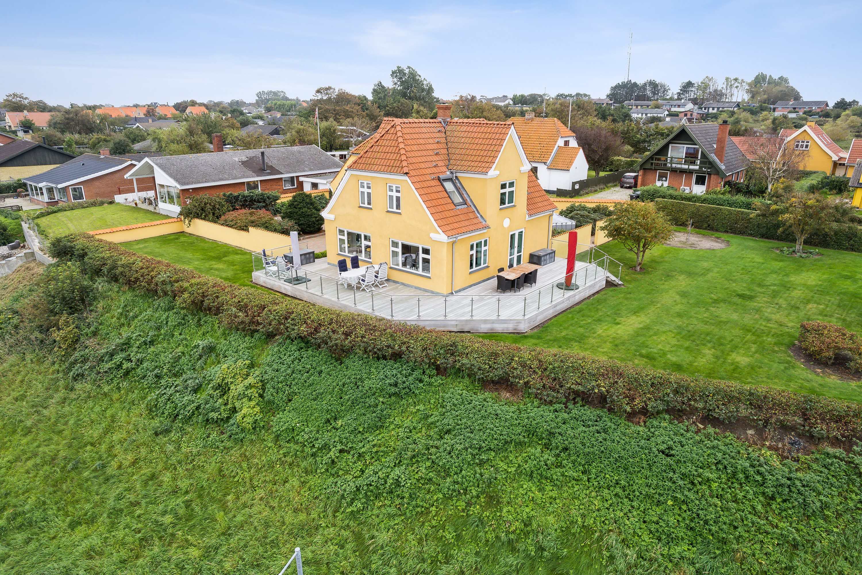 Fremhævet luftfoto billede i fuldskærmstilstand. Billede af Vestre Havnevej 16, Havnebyen, 4583 Sjællands Odde