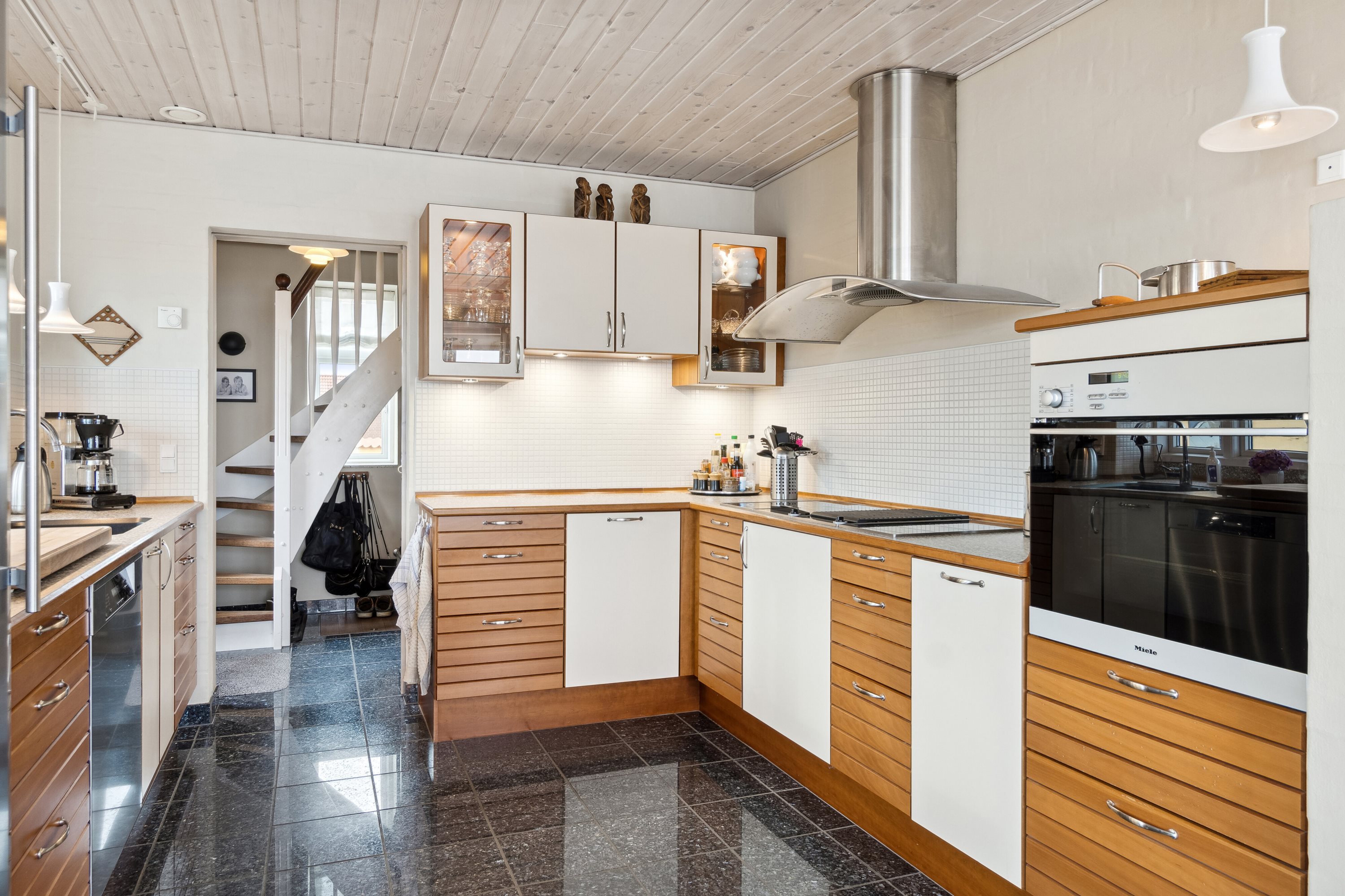 Fremhævet køkken billede i fuldskærmstilstand. Billede af Vestre Havnevej 16, Havnebyen, 4583 Sjællands Odde