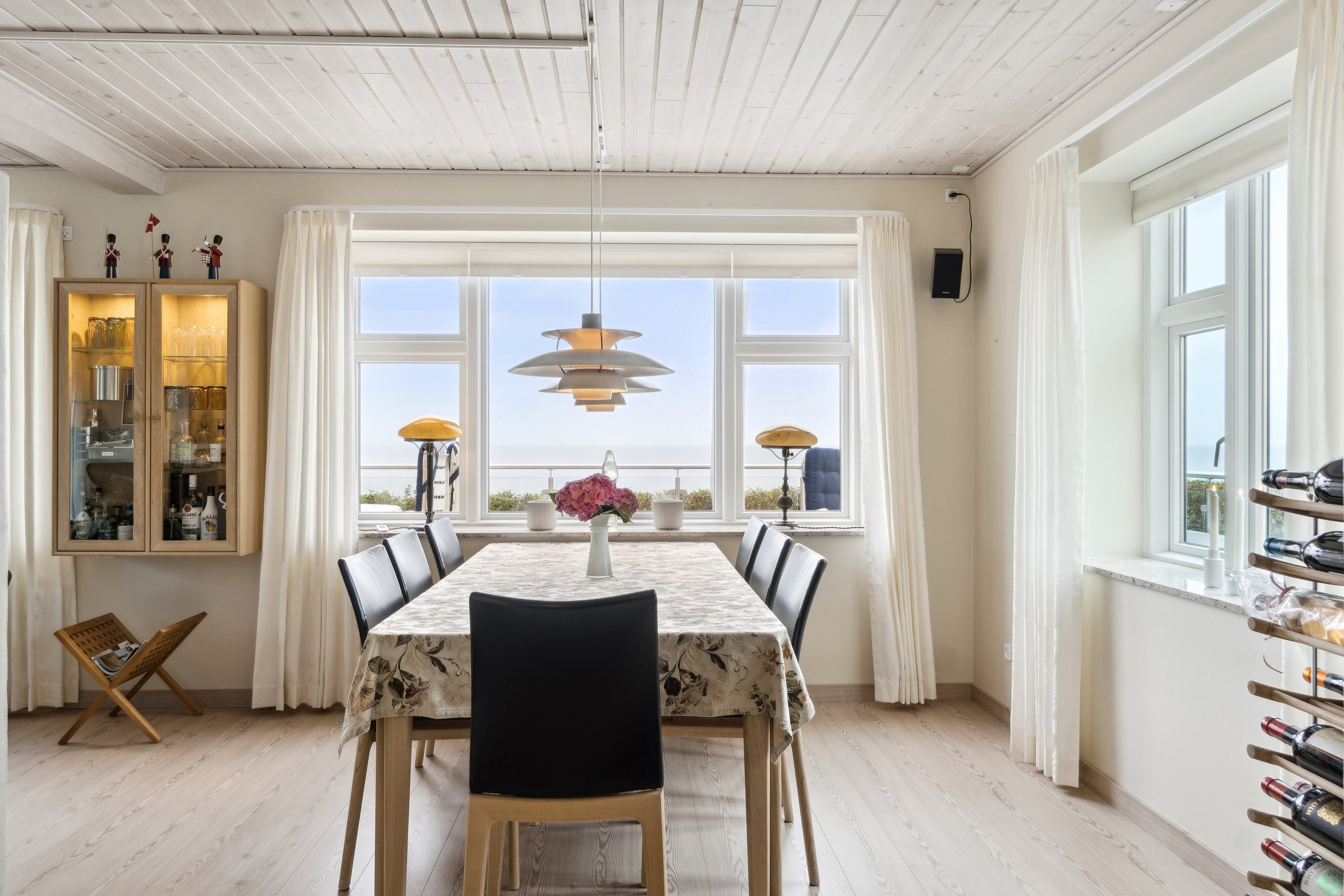 Fremhævet spisestue billede i fuldskærmstilstand. Billede af Vestre Havnevej 16, Havnebyen, 4583 Sjællands Odde