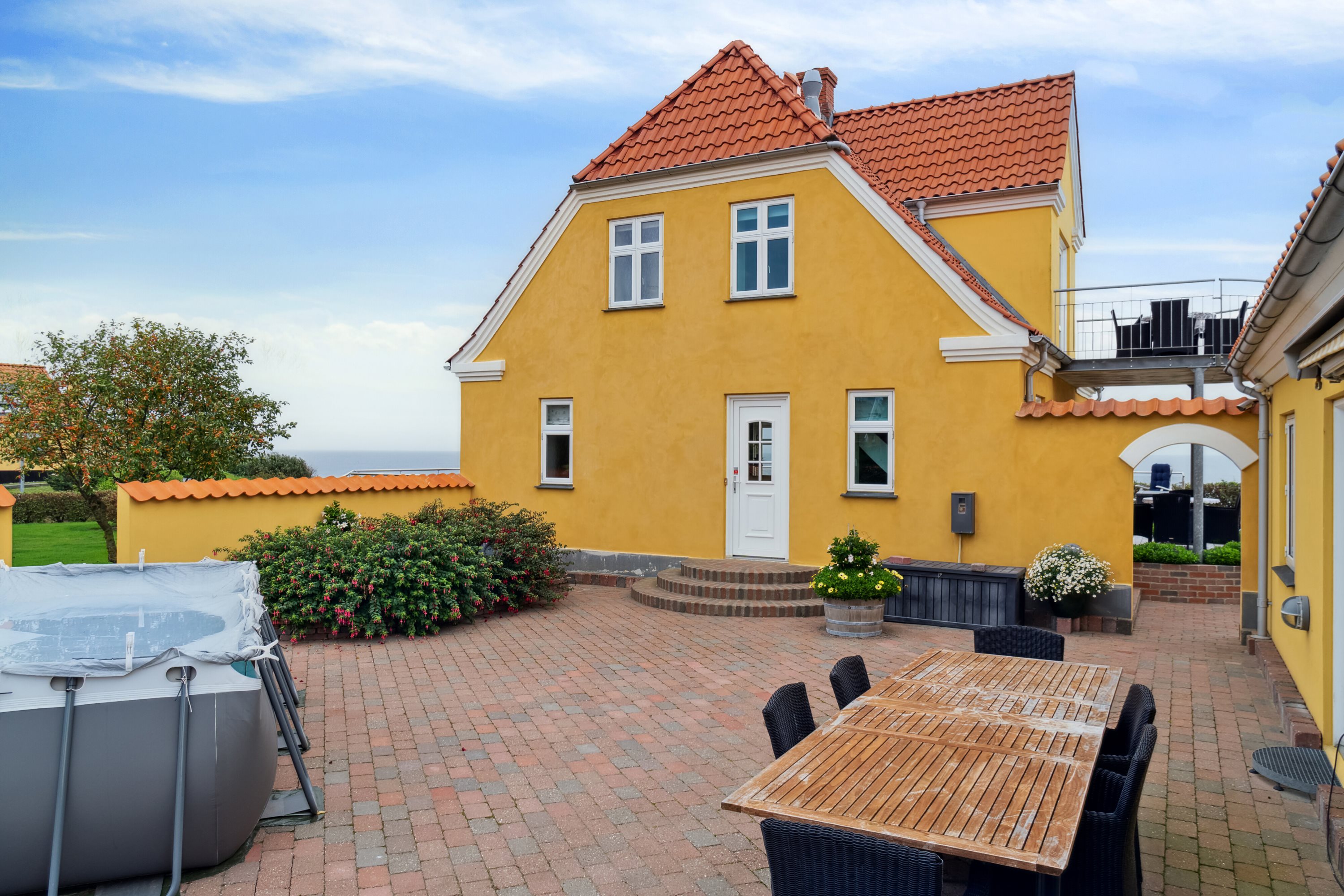 Fremhævet set fra haven billede i fuldskærmstilstand. Billede af Vestre Havnevej 16, Havnebyen, 4583 Sjællands Odde