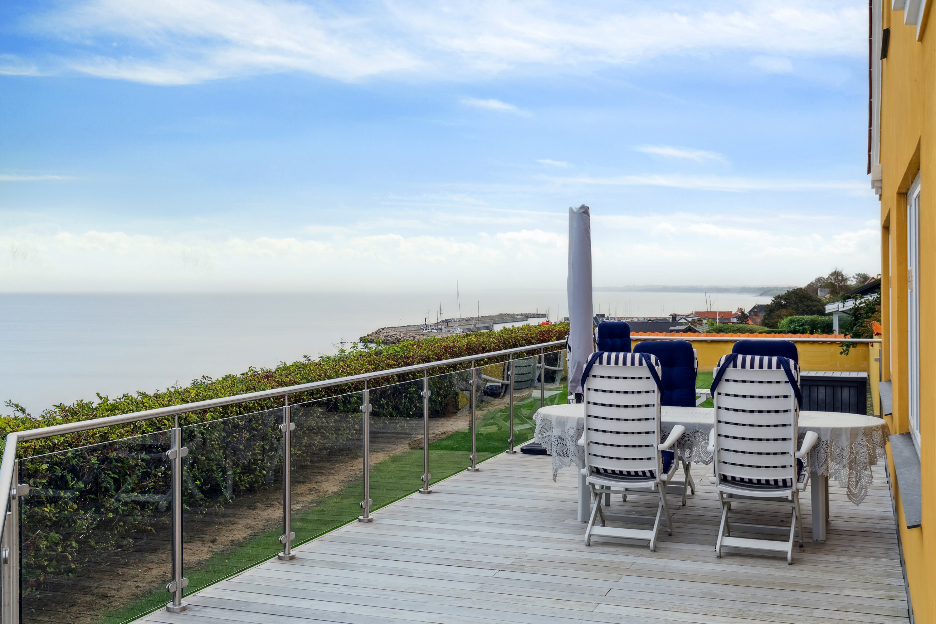 Fremhævet terrasse billede i fuldskærmstilstand. Billede af Vestre Havnevej 16, Havnebyen, 4583 Sjællands Odde