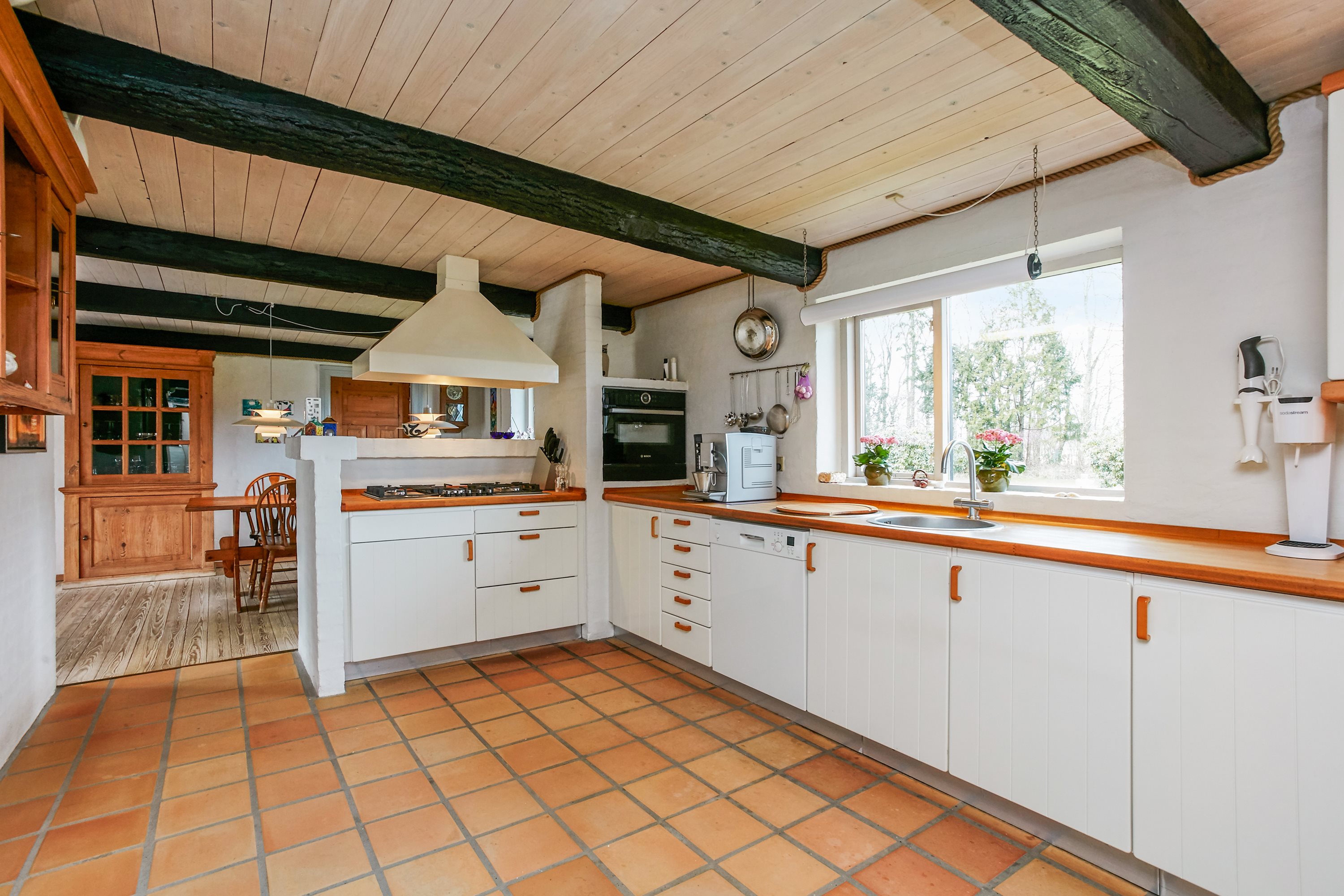 Fremhævet køkken billede i fuldskærmstilstand. Billede af Oddervej 11, Søvind, 8700 Horsens