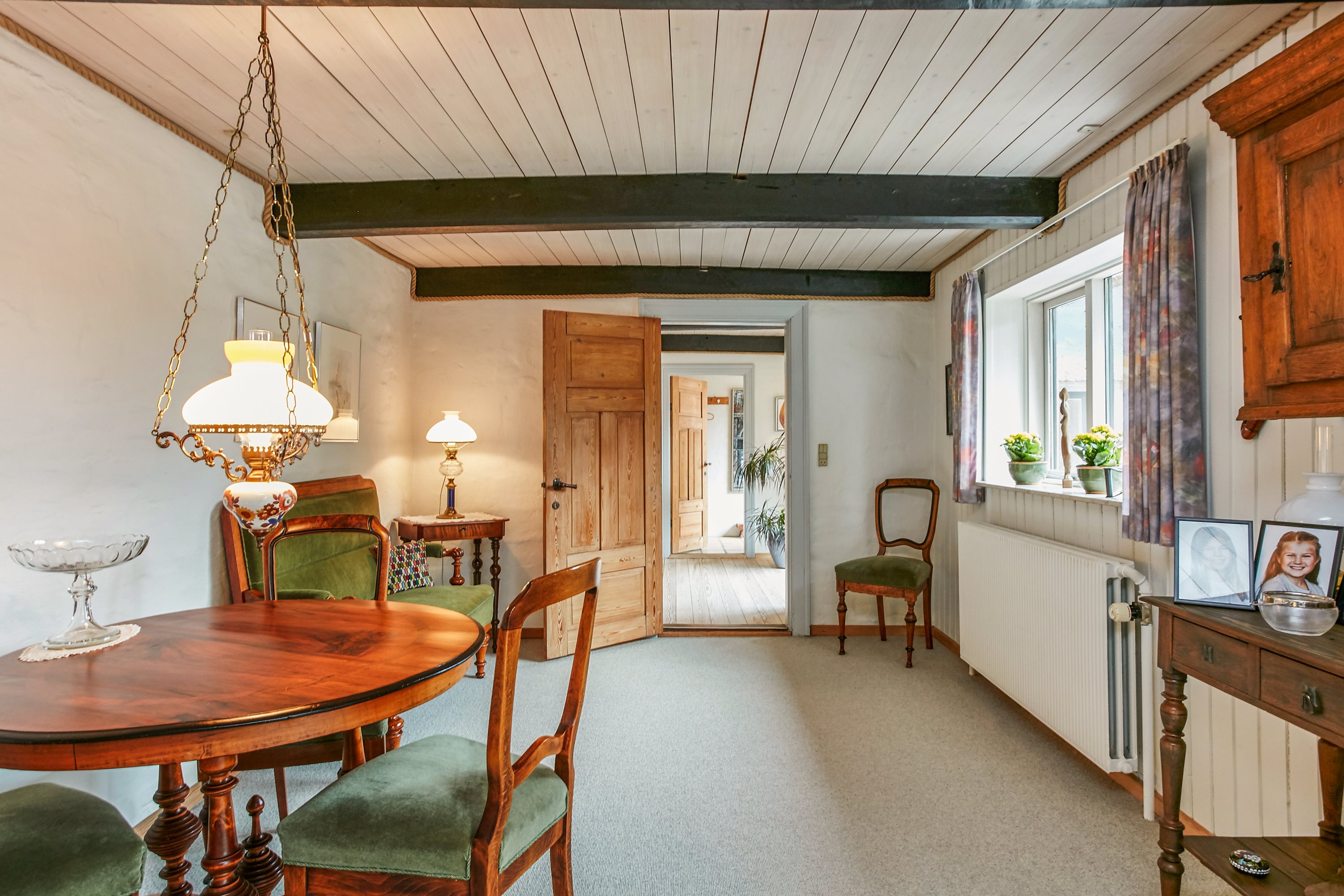 Fremhævet stue billede i fuldskærmstilstand. Billede af Oddervej 11, Søvind, 8700 Horsens