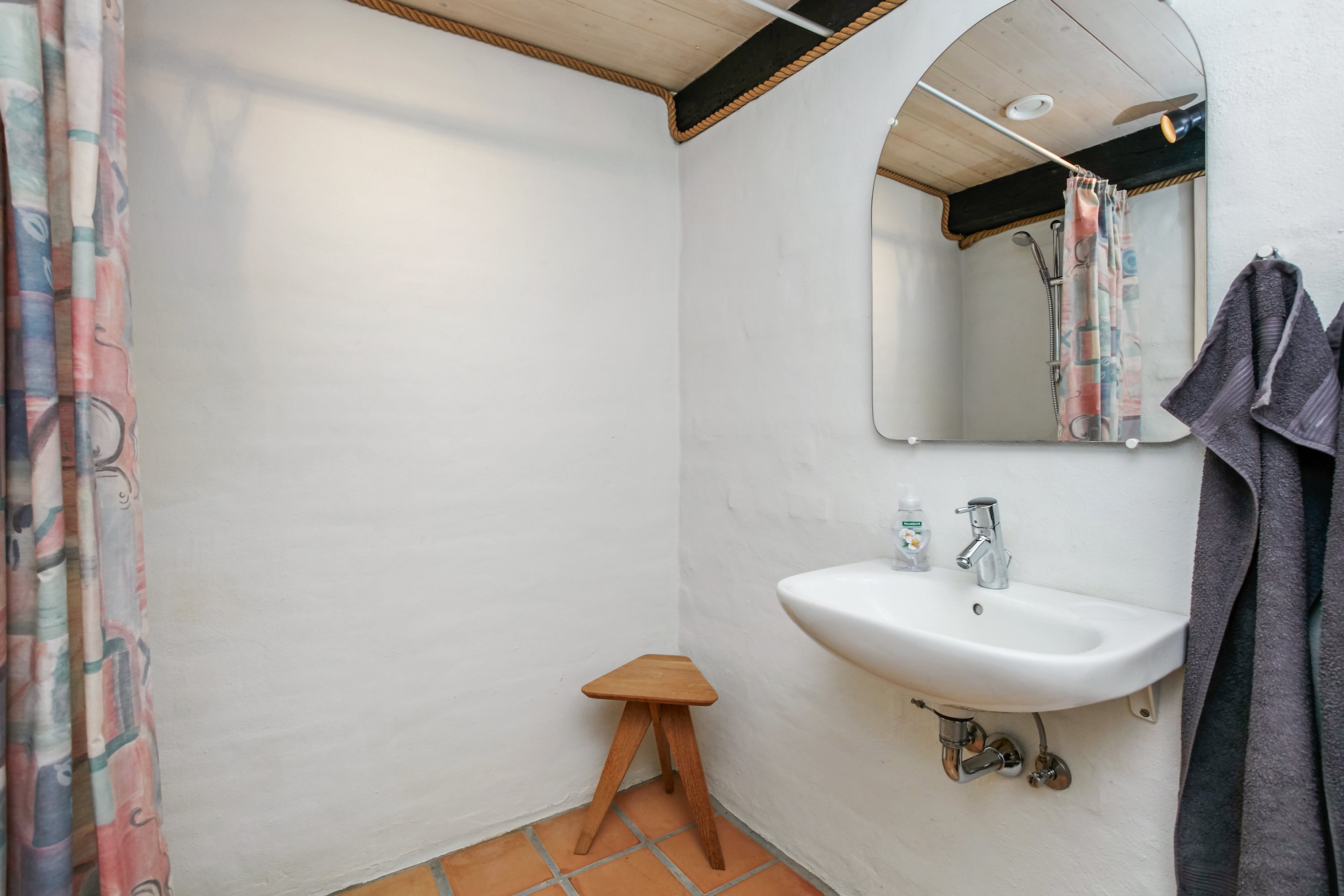 Fremhævet badeværelse billede i fuldskærmstilstand. Billede af Oddervej 11, Søvind, 8700 Horsens